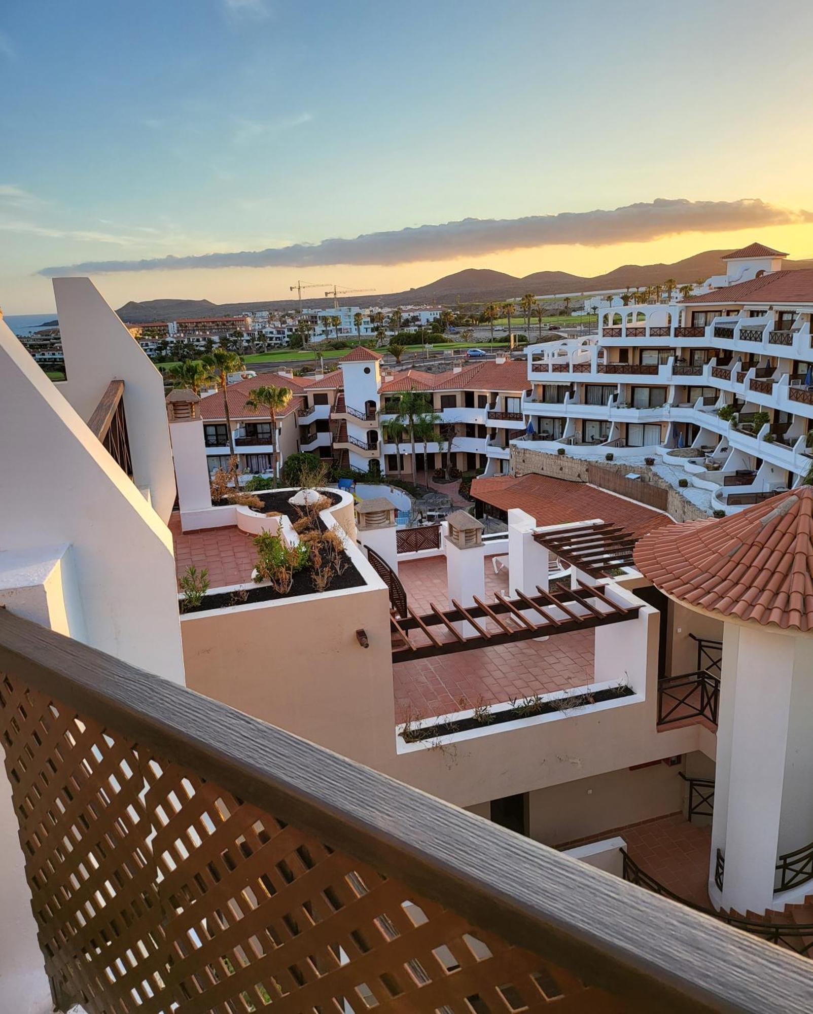 Moderno Y Luminoso Atico Con Vistas Y Piscina San Miguel de Abona Exterior foto