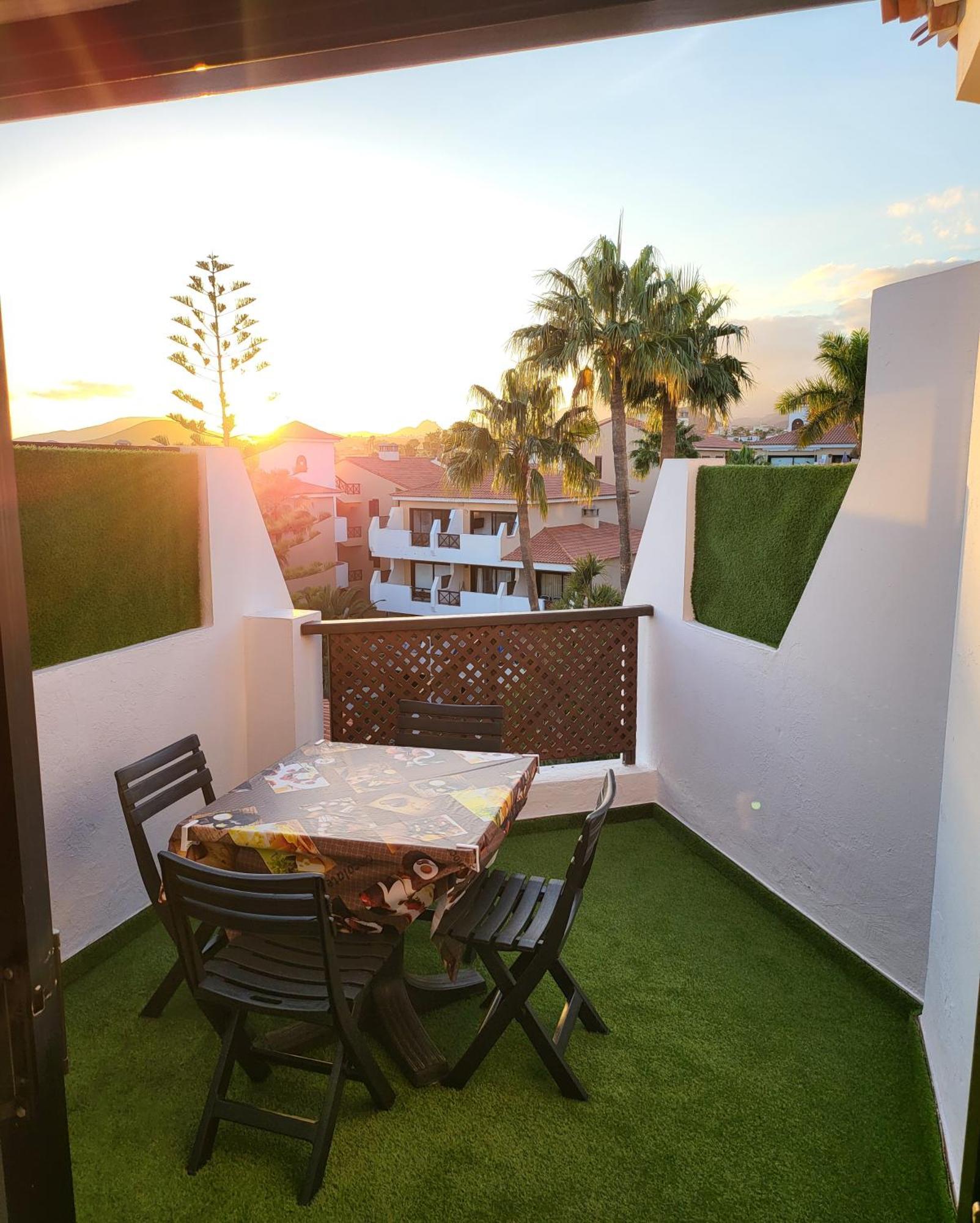 Moderno Y Luminoso Atico Con Vistas Y Piscina San Miguel de Abona Exterior foto