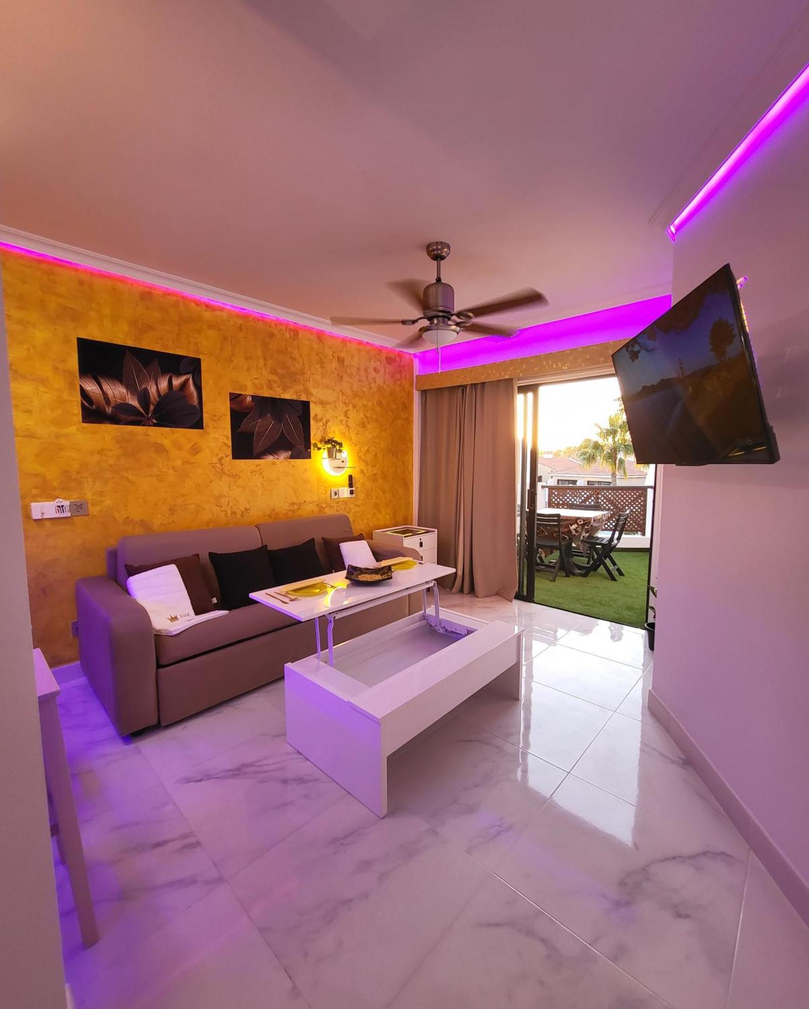Moderno Y Luminoso Atico Con Vistas Y Piscina San Miguel de Abona Exterior foto